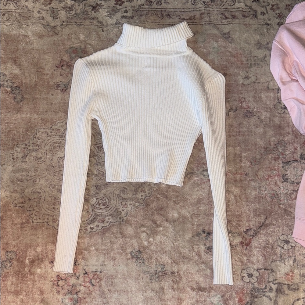 Love Tree White Ribbed Turtleneck | Size M | 🤍 Riverdale Betty Cooper Core - Picture 2 of 2